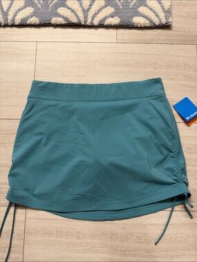 Columbia Teal Blue-Green Athletic Skort with Side Tie NWT